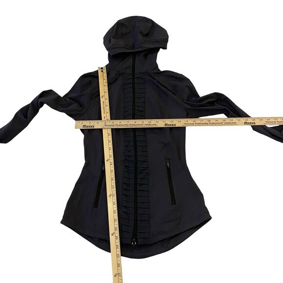 Women's Vimmia Athletic Jacket - Picture 9 of 9